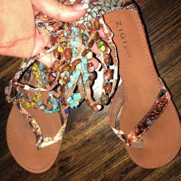 beaded sandals - Picture 3 of 6
